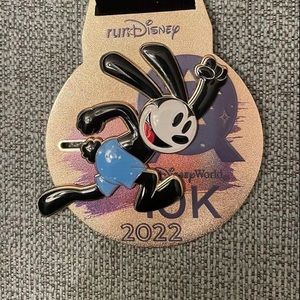 Meet your Posher, Cam